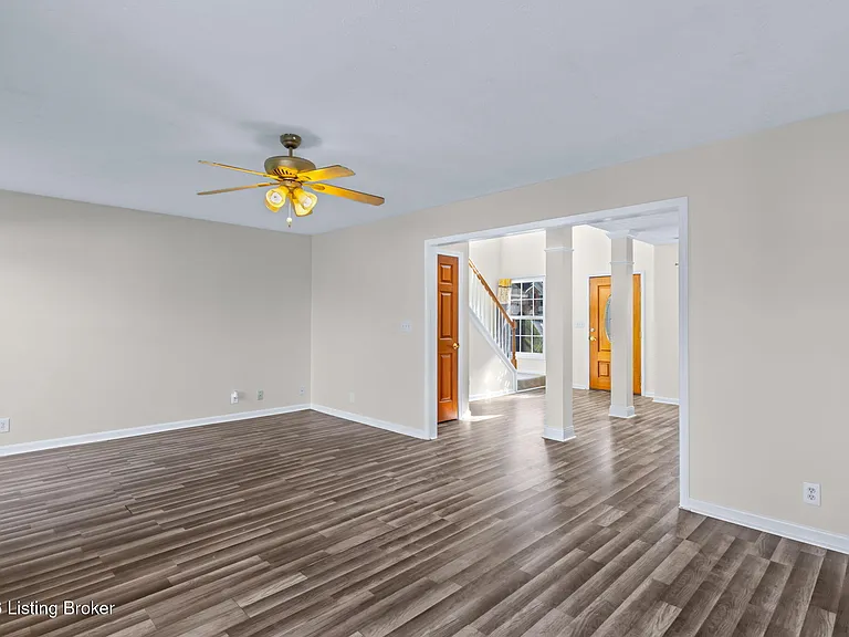 5001 Middlesex Dr — Photo 11