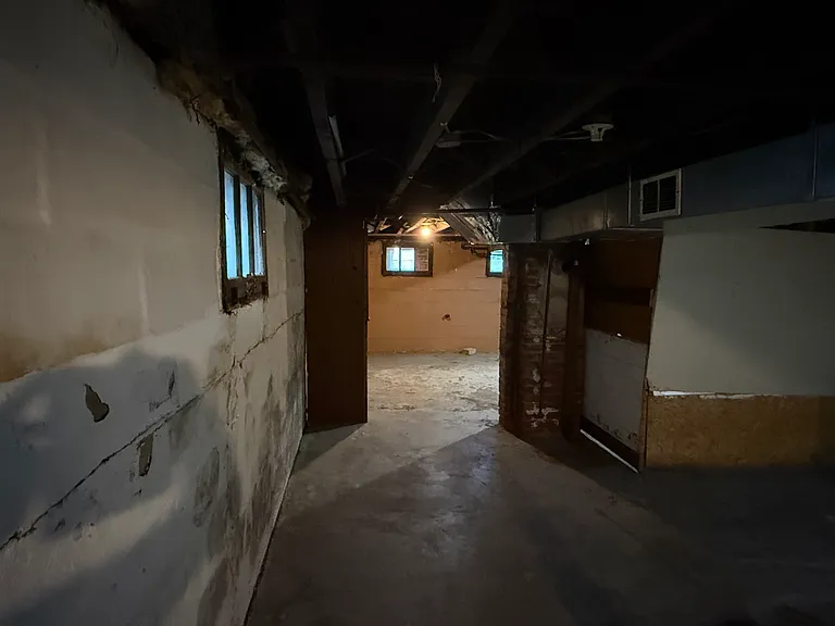 611 N Sheridan St #1 — Photo 14