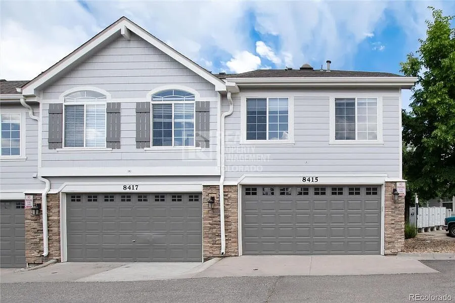 8415 Stonybridge Cir
