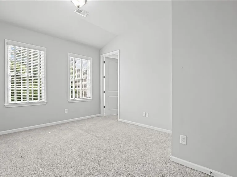 335 Rose Garden Ln — Photo 22