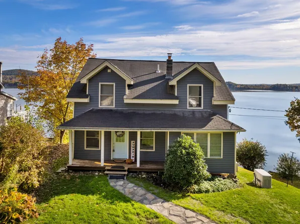 49 Shore Drive, Sabattus, ME 04280