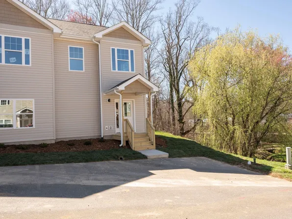 21 Cherry Laurel Ln #21, Swannanoa, NC 28778