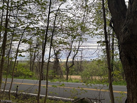 3rd image of 300 Alphano Road