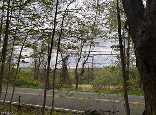 300 Alphano Road, Allamuchy Twp., NJ 07840