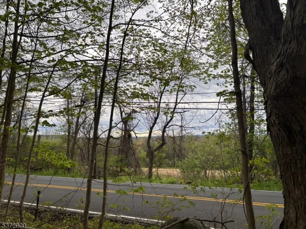 300 Alphano Road, Allamuchy Twp., NJ 07840