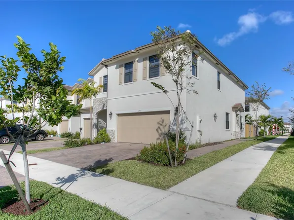 12911 SW 231st Ter, Miami, FL 33170