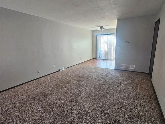 4th image of 3367 Hillandale Rd Unit C