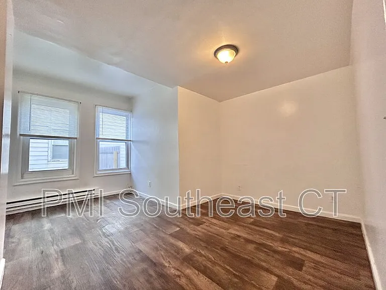 187 Laurel Hill Ave #3 — Photo 5