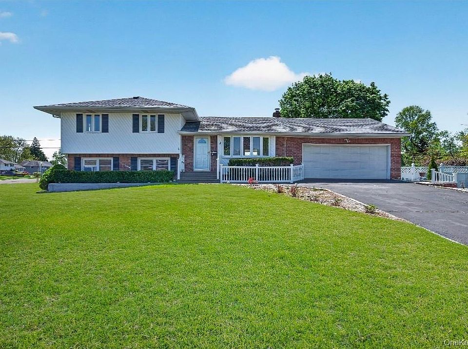 1st image of 8 Whitebirch Lane