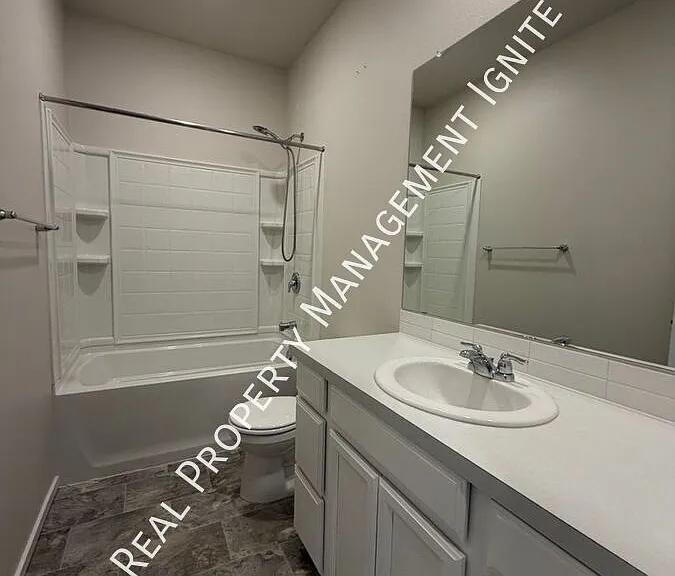1430 NW Upas Pl — Photo 8