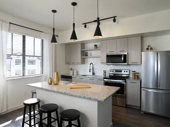 Azola West Palm Beach