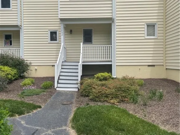 1752 Early Settlers Rd, North Chesterfield, VA 23235