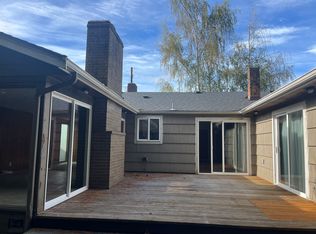 11520 4th Ave NW, Seattle, WA 98177