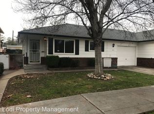 405 S School St, Lodi, CA 95240