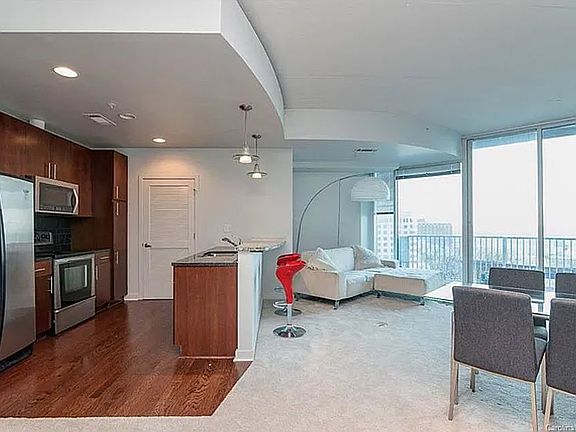 Living room & kitchen