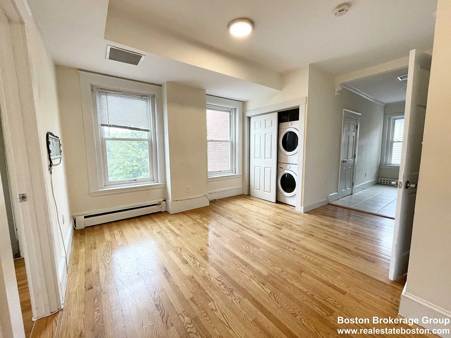 3 bed, $5,250 — Photo 3