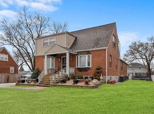 5348 8th Ave, Countryside, IL 60525