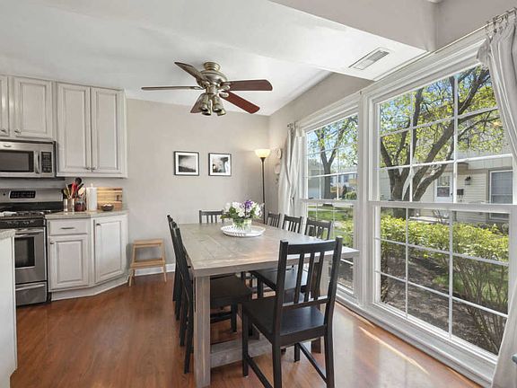 4th image of 1668 Williamsburg Ct APT D