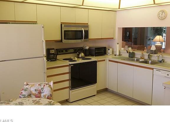 2nd image of 6900 Dennis Cir #J-206