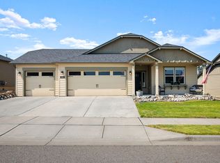 1812 S Eden St, Greenacres, WA 99016