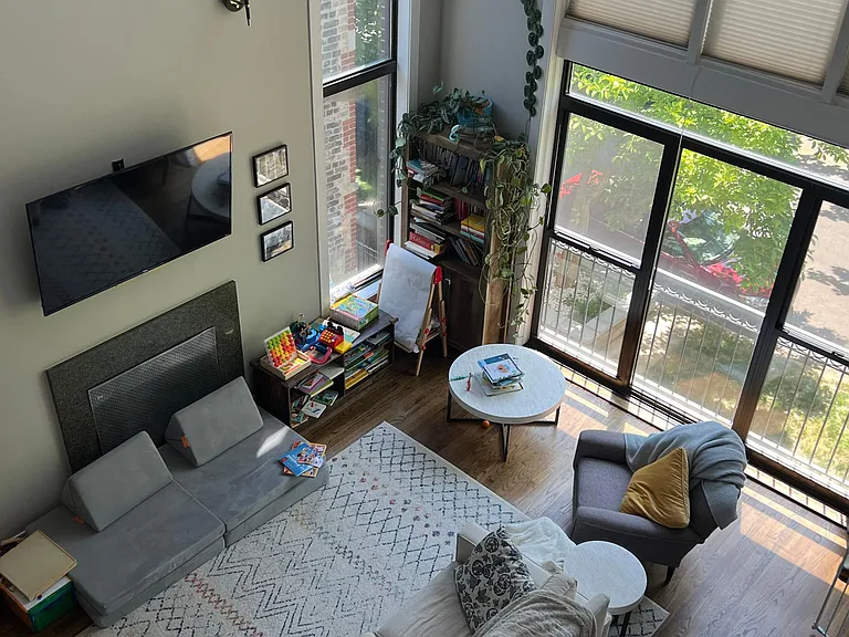 2228 W Belden Ave #2E — Photo 7