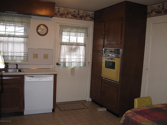 5th image of 1254A Hamilton Ct #100A