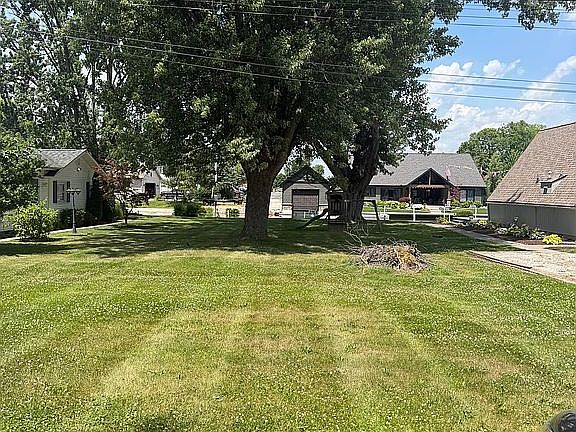 2nd image of 5 E North Rd
