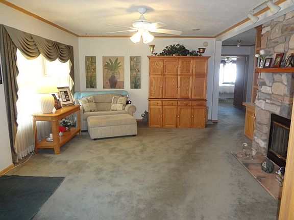 5th image of 21593 Montmorency S