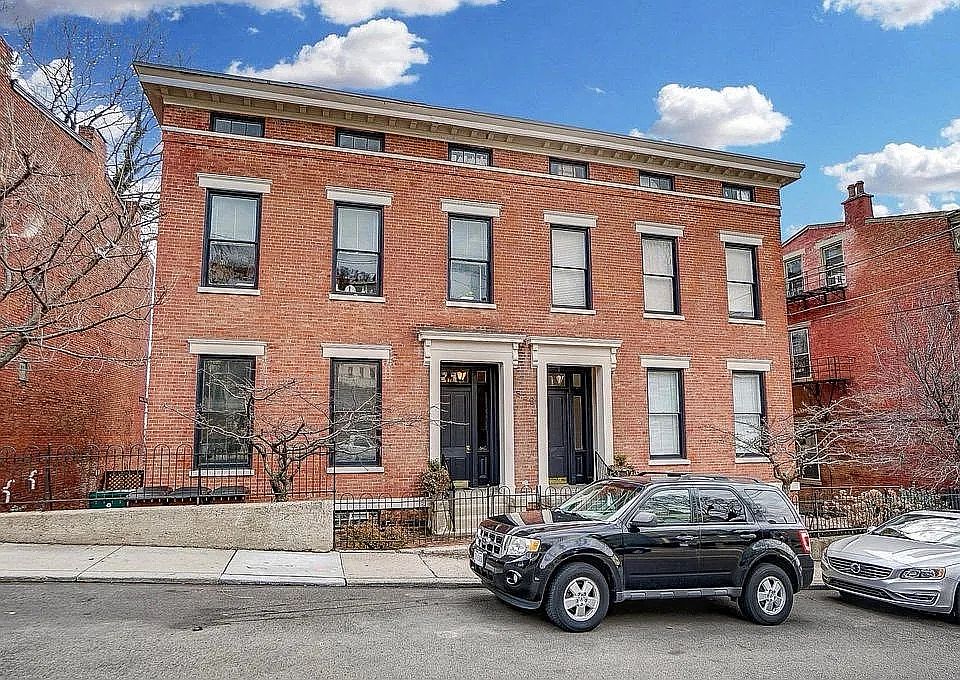 1st image of 529 Liberty Hl APT B5