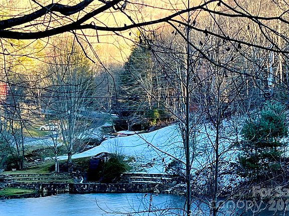 5th image of 0 Fox Den Rd #109