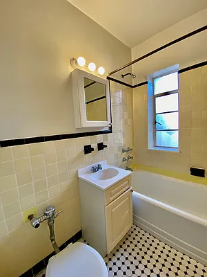 Rented by Sovereign Associates | media 15