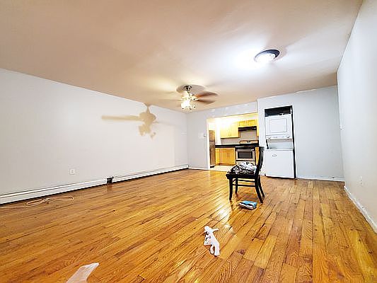 1st image of 81B Hart St #1