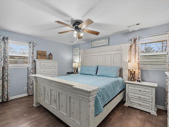 5th image of 276 Catalina Dr