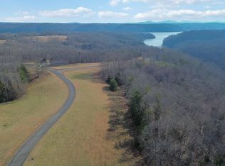 2 Hickory Point Dr, Monticello, KY 42633