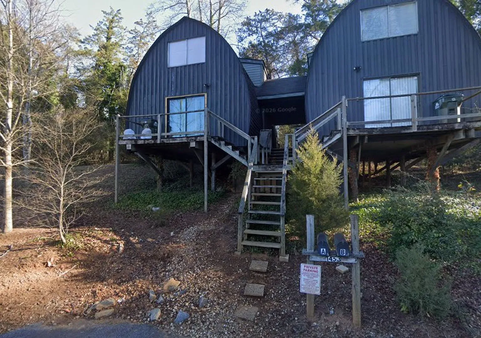 Unique & Affordable 2 Bedroom on Eastside - Pre-leasing January 2027! — Photo 1