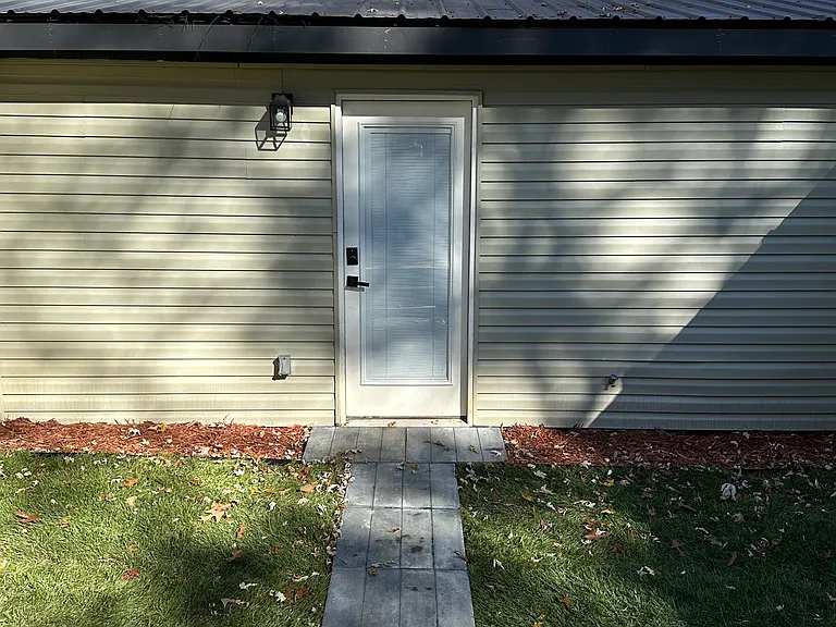 2811 Glenpark Rd — Photo 10