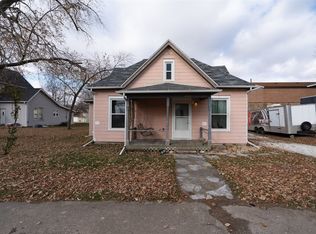 205 W Park St, Minier, IL 61759