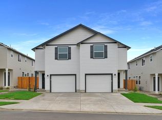 1171 S 43rd Pl, Springfield, OR 97478