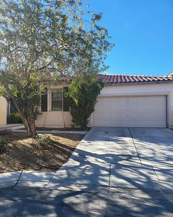 1st image of 5531 Valley Canyon St