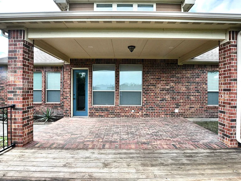 2529 Elk Hollow Ln — Photo 16