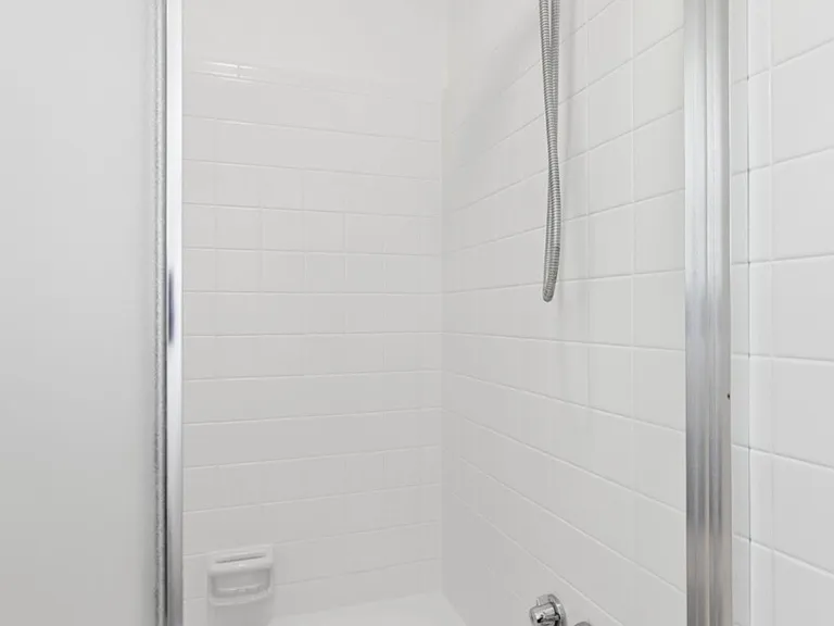 410 Annex Ave — Photo 9