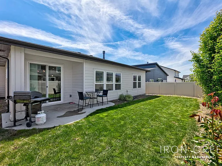 1478 W Fluorite St — Photo 16