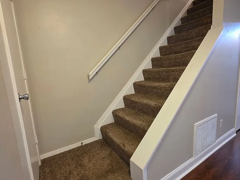 2507 Queen Anne Ct — Photo 5