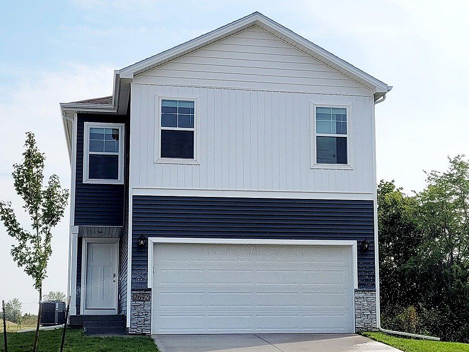 1st image of 2698 SE Creekhill Way