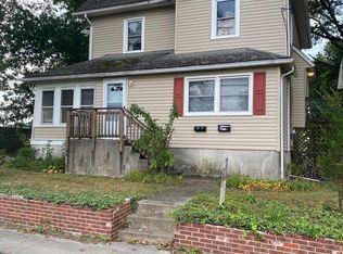 7 N Warwick Rd, Somerdale, NJ 08083