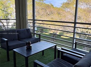 6300 NW 2nd Ave APT 403, Boca Raton, FL 33487