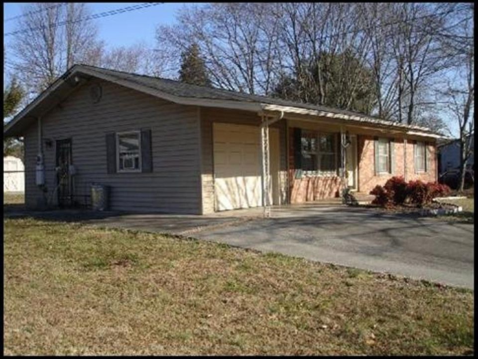 2nd image of 6033 Lilywood Ln