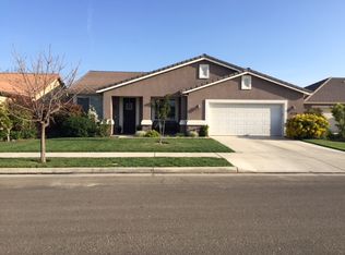 6236 W Clinton Ct, Visalia, CA