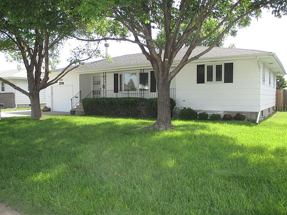 3rd image of 1718 Marjorie Dr