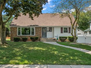 475 S Main St, Crown Point, IN 46307